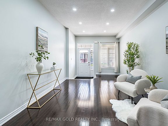 4th image of 17 Primo Rd