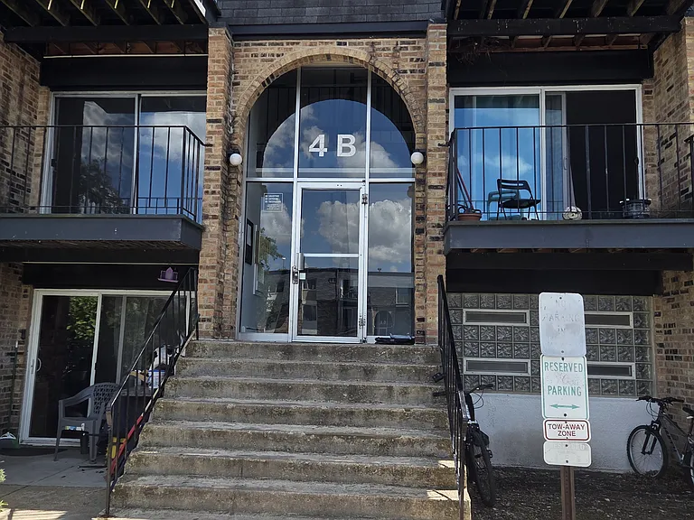 4B E Dundee Quarter Dr #201 — Photo 1