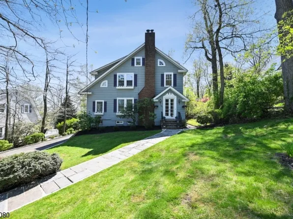 84 Mountain Ave, Millburn Twp., NJ 07041