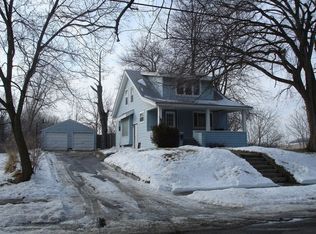 1002 Shepard St, Lansing, MI 48912