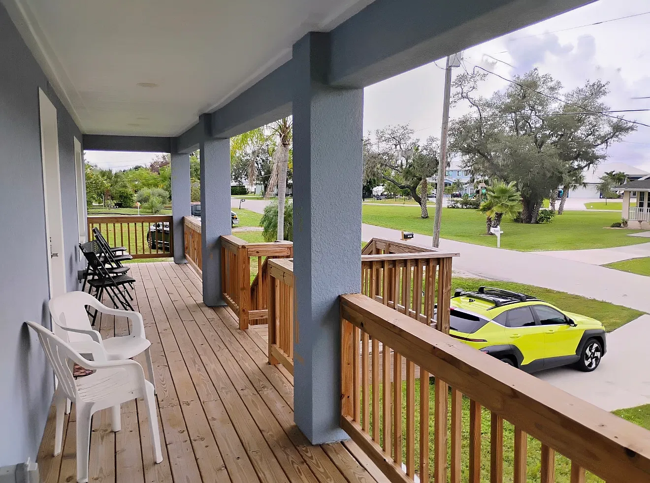 3 bed, 2.0 bath, 2040 sqft, $2,195 — Photo 1
