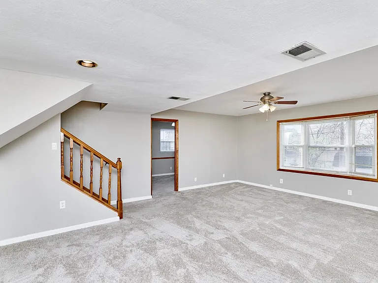 3204 Bristol Hall Dr — Photo 23
