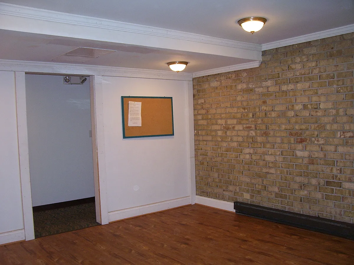 Building Photo - 1315 Noble Ave #C2