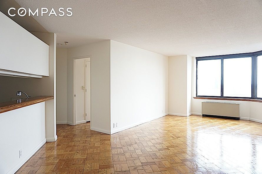 1st image of 415 E 37th St APT 16C