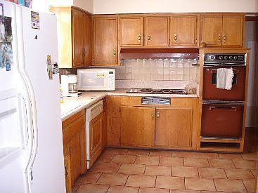 3rd image of 8156 Ventura Canyon Ave