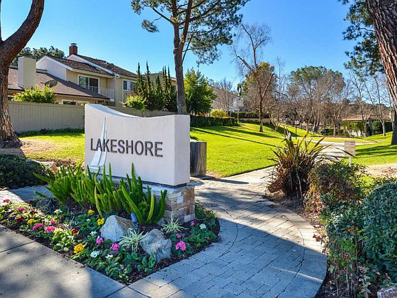 2nd image of 32023 Waterside Ln