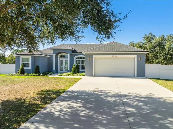 2502 Lake Front Dr, Lake Wales, FL 33898