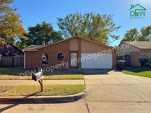1233 Steinburg Ln Photo 1