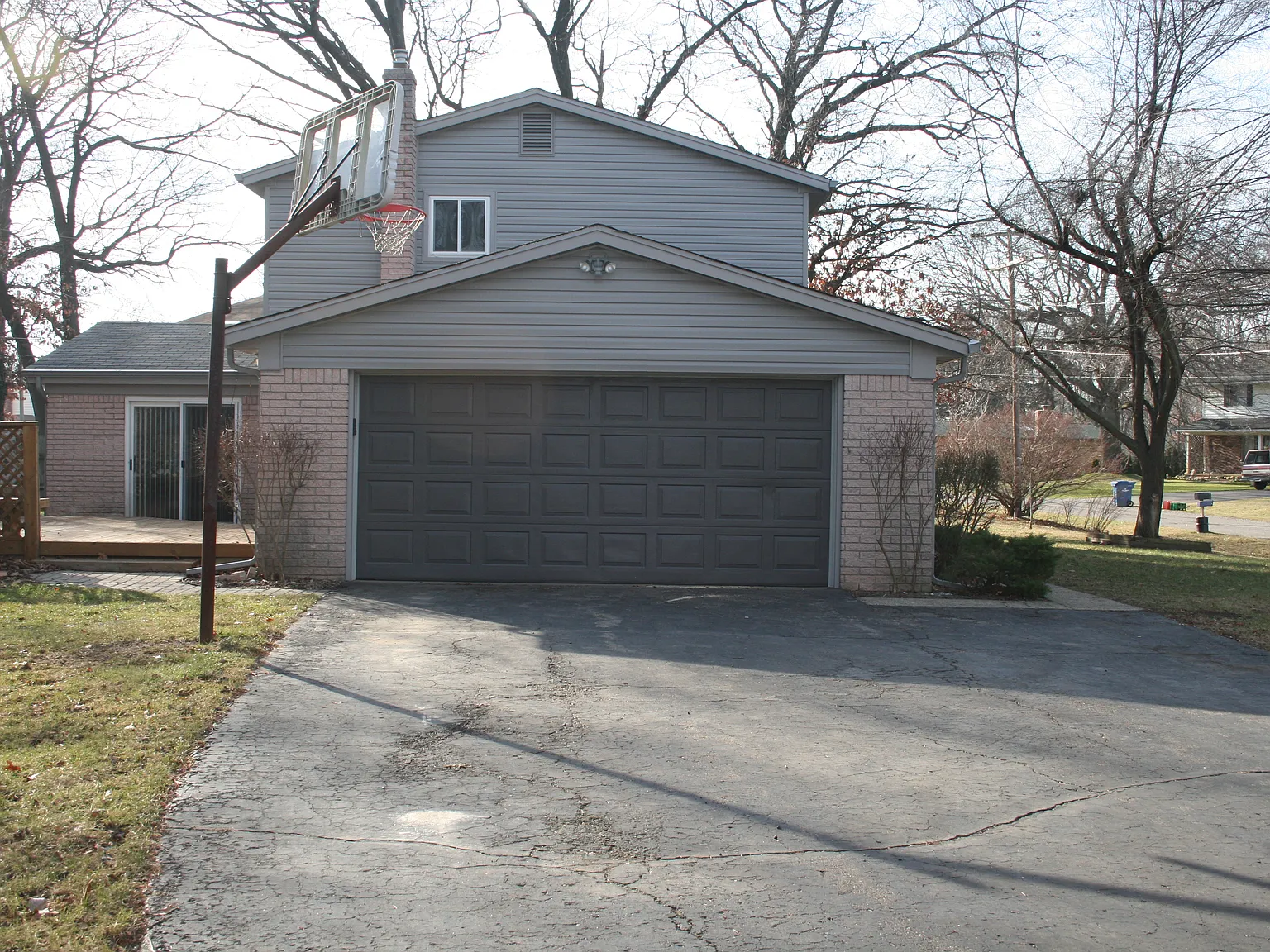 8177 Rene Dr — Photo 4