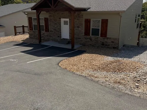 145 Snapper Street, Branson, MO 65616