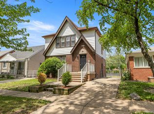 1056 Stewart Ave, Lincoln Park, MI 48146