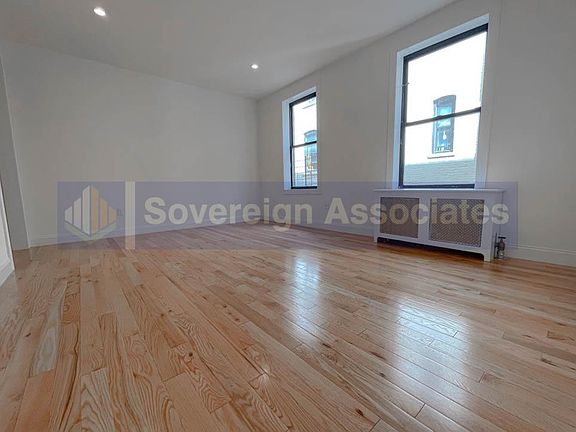 4th image of 300 Fort Washington Ave APT 4D