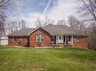 184 Sarah Elizabeth Way, Taylorsville, KY 40071