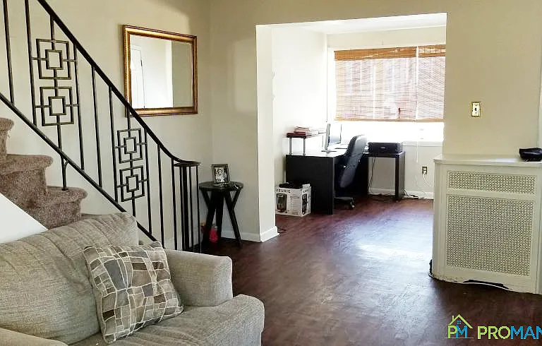 7165 Marsden St — Photo 3