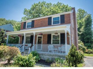 2 Scenic Rd, Springfield, PA 19064