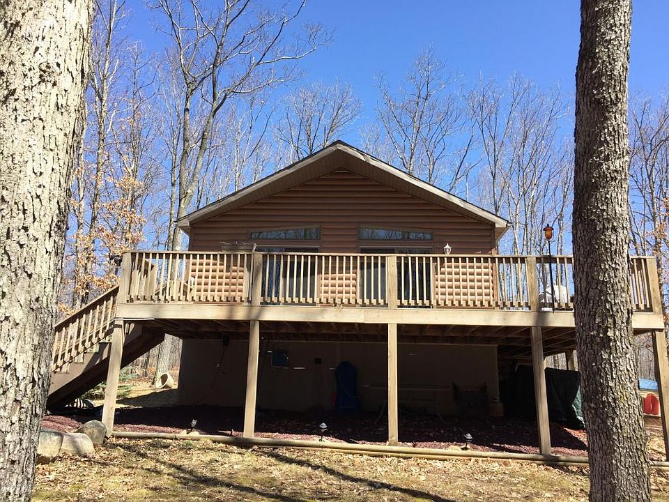 1st image of 45 Marilyn Dr