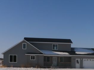 13006 212th Ave NE, New London, MN 56273
