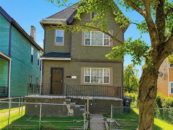 2nd image of 162 14th St