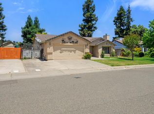 877 Retriever Way, Galt, CA 95632