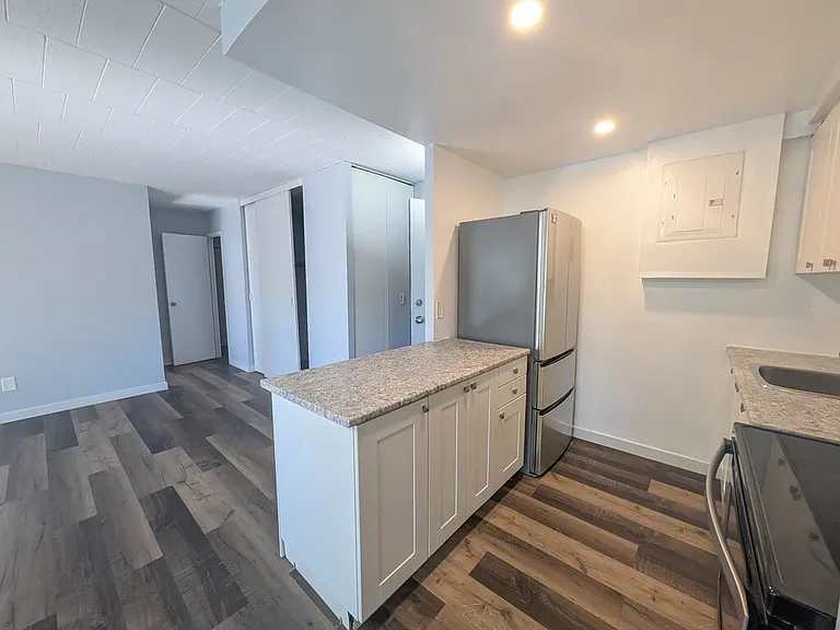 2B Arlington Ave #309 — Photo 5