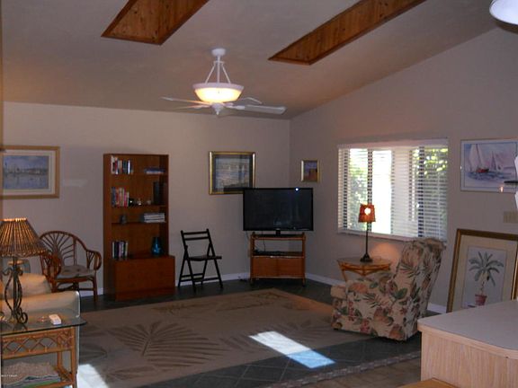 5th image of 41 Capistrano Dr