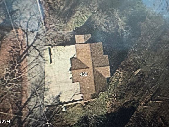 2nd image of 430 Greystone Heights Rd