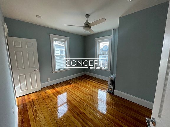 4th image of 11-13 Burnham St #2