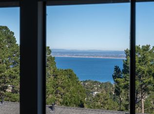 70 Forest Ridge Rd APT 22, Monterey, CA 93940