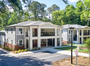 111 Purefoy Rd #101, Chapel Hill, NC 27514