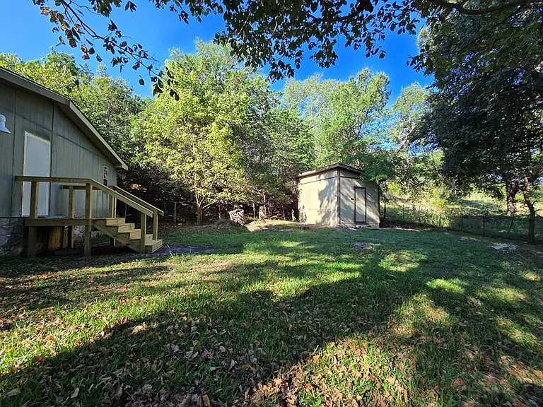 1723 Scott Rd — Photo 24