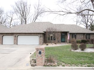 3129 E Topping Cir, Springfield, MO 65804
