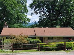 2808 Ranch Rd, South Charleston, WV 25303