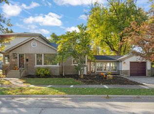 1913 Birch Rd, Homewood, IL 60430