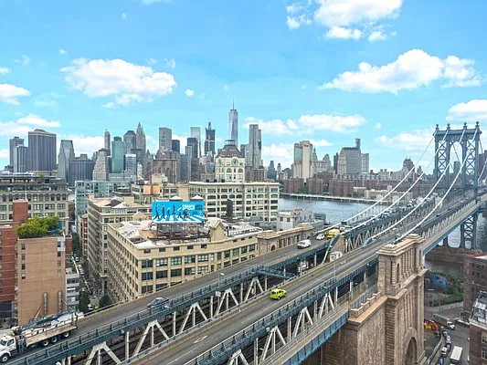 Sold by Sotheby's International Realty | media 9