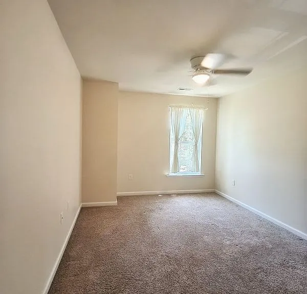 2913 Lakeview Pkwy — Photo 20