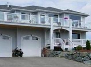 1168 Rolling Dr, Camano Island, WA 98282