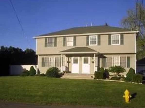 77 Conway St, Depew, NY 14043