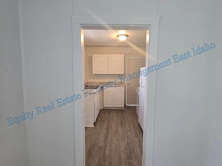 815 E Clark St #5 — Photo 16