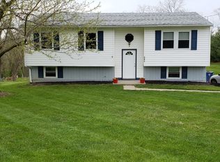 225 Oakwood Dr, Crittenden, KY 41030