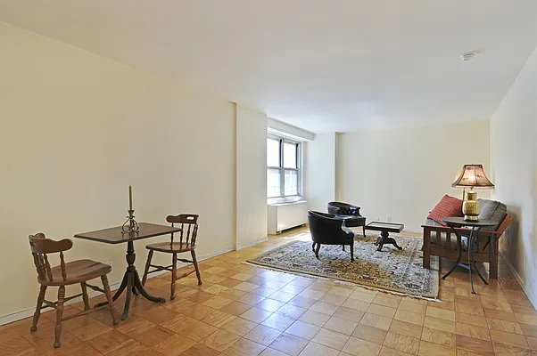 Sold by Corcoran | media 7