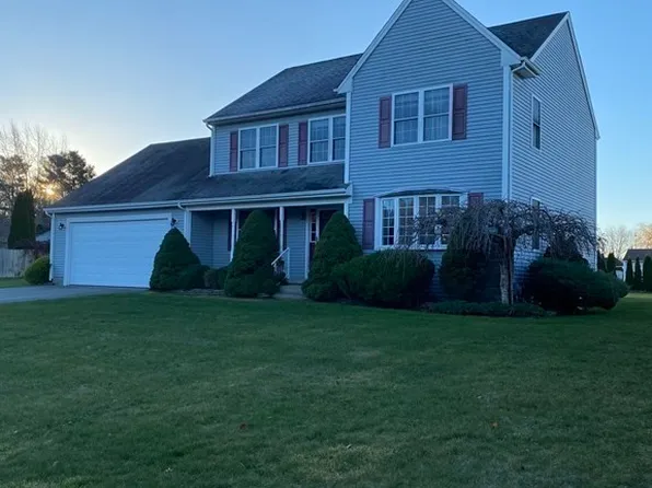 7 Tanner Ln, Fairhaven, MA 02719