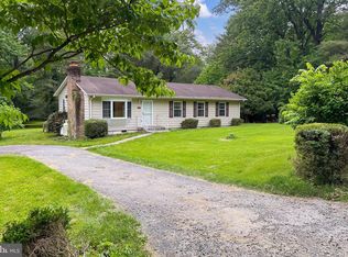 12089 McDonalds Ln, Hume, VA 22639