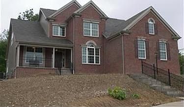 1st image of 62 Emerald Ave