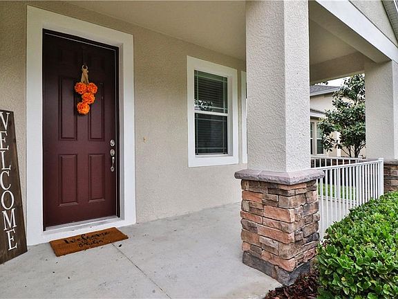 2nd image of 3007 Florida Elm Pl