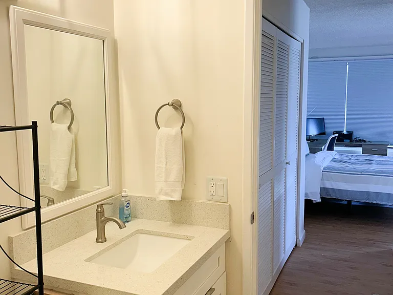 1778 Ala Moana Blvd #32F — Photo 10