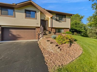 5570 Donegal Dr, Shoreview, MN, 55126