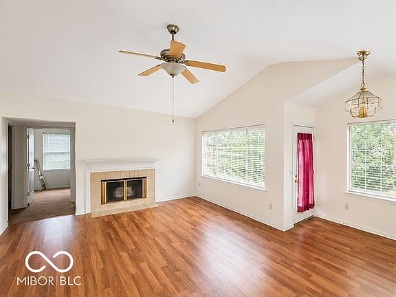 3rd image of 8905 Lahr Ct