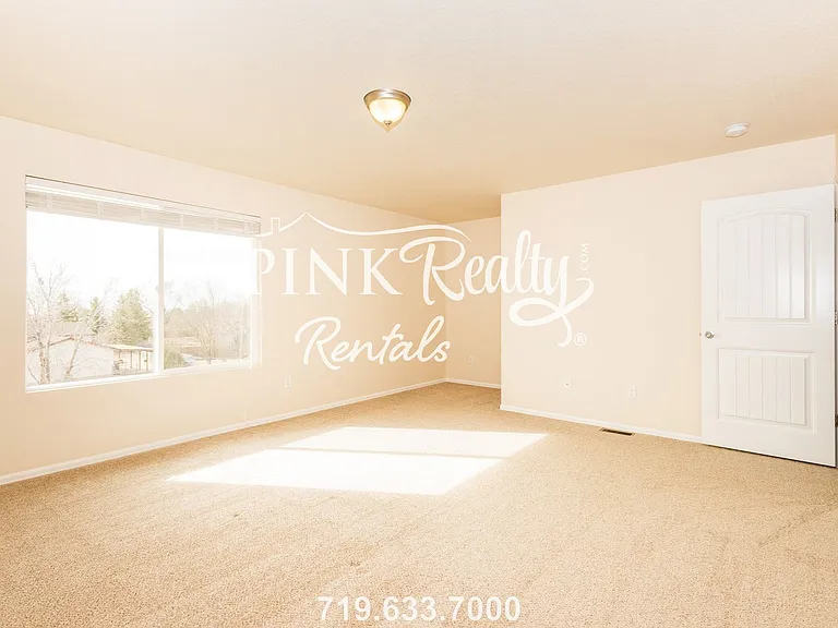2325 Washo Cir — Photo 20