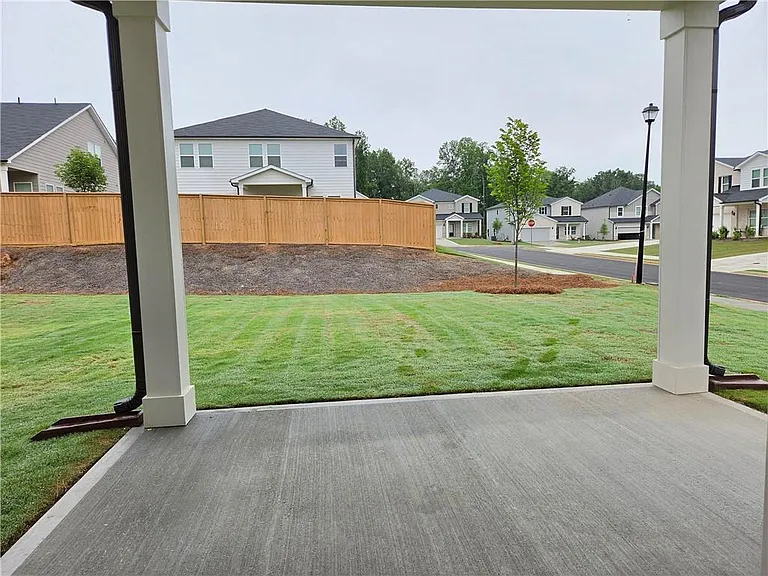 3158 Sweet Red Cir — Photo 37