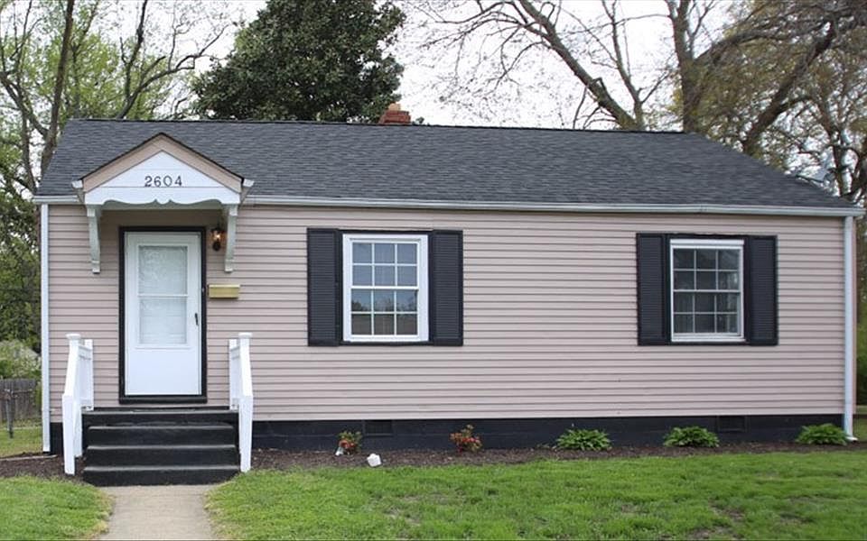 1st image of 2604 Dunn Ave